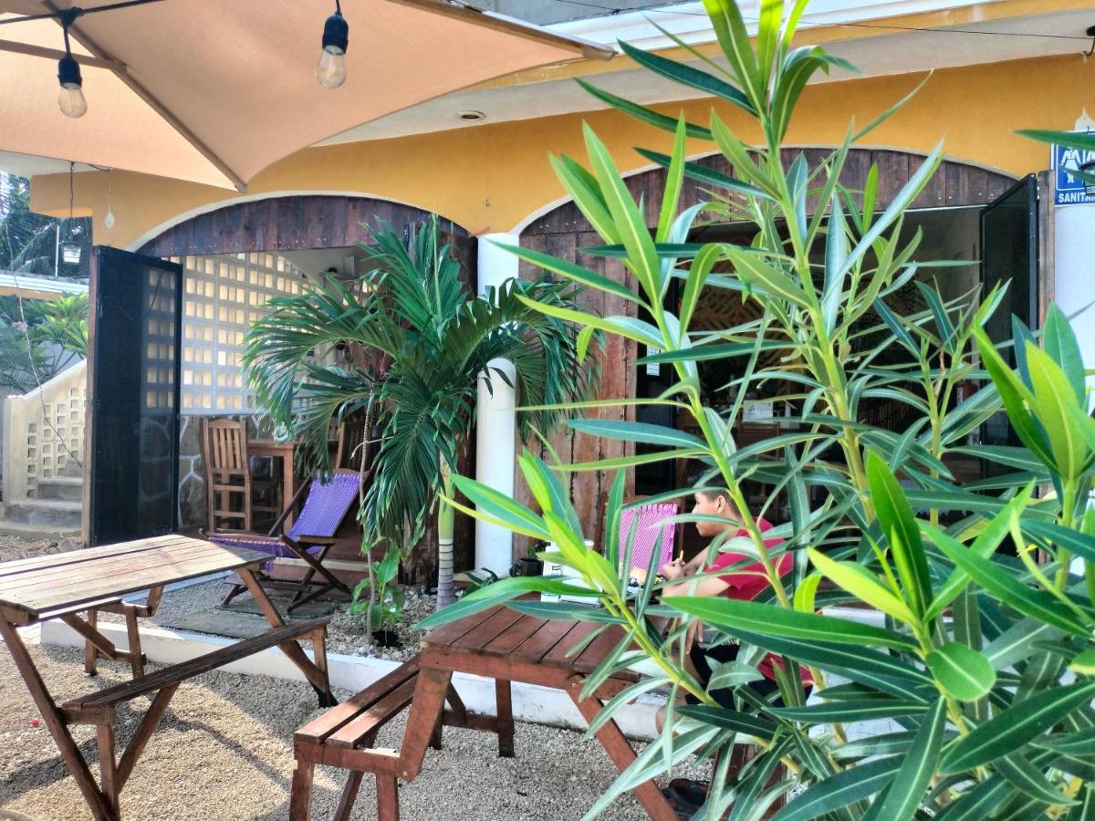 Villa Gabriela Celestun -Hotel & Restaurant Ngoại thất bức ảnh